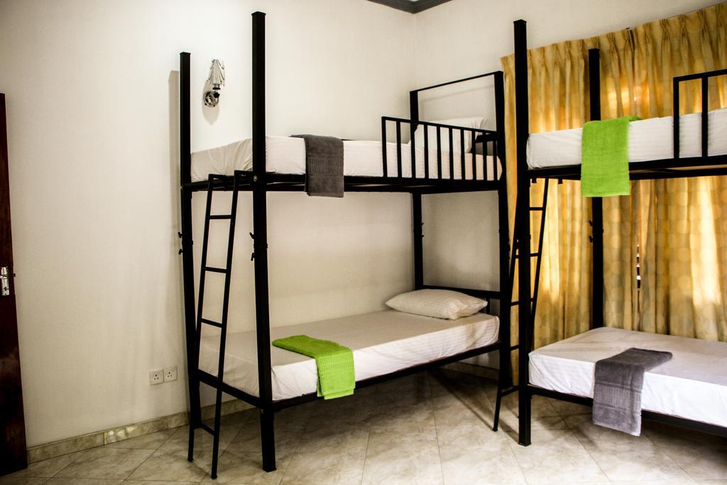 Flipflop Hostel Negombo Quarto foto