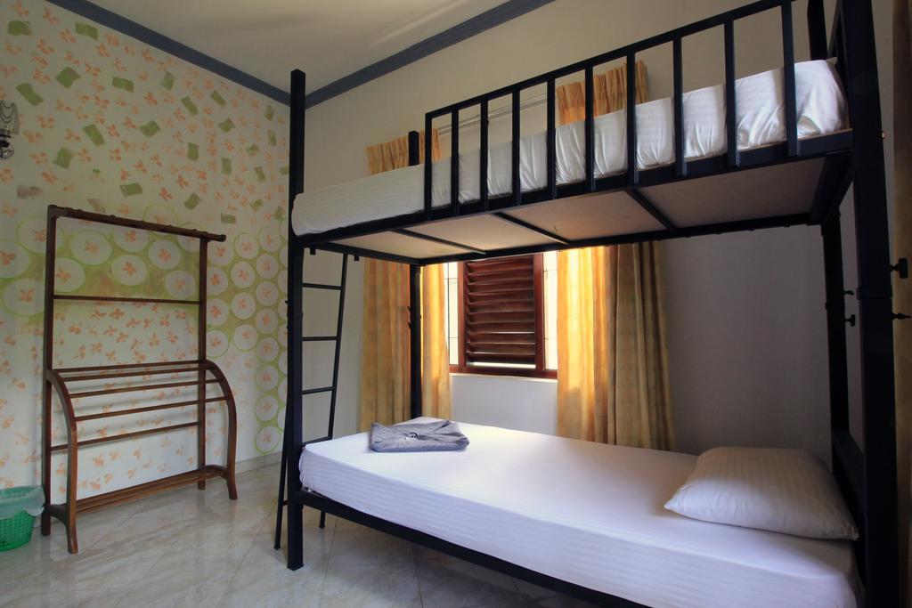 Flipflop Hostel Negombo Exterior foto